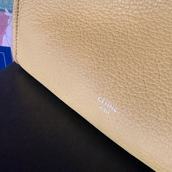 CELINE Small “Big Bag” in the coveted color, YELLOW - Picture 10 of 14